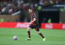 Jorginho faz seu primeiro jogo com a camisa do Flamengo na estreia do time no Mundial de Clubes da FIFA