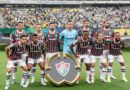 Time titular do Fluminense posa para foto em estreia contra o Borussia Dortmund na Copa do Mundo de Clubes da FIFA