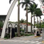 Imagem da entrada principal do Parque São Jorge, sede social e administrativa do Corinthians, na Zona Leste de São Paulo