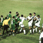 Dérbi das 100 faltas: O Ponte x Guarani que entrou pra história Derbi das 100 faltas entre Ponte Preta e Guarani, pelo Campeonato Brasileiro, em 1999