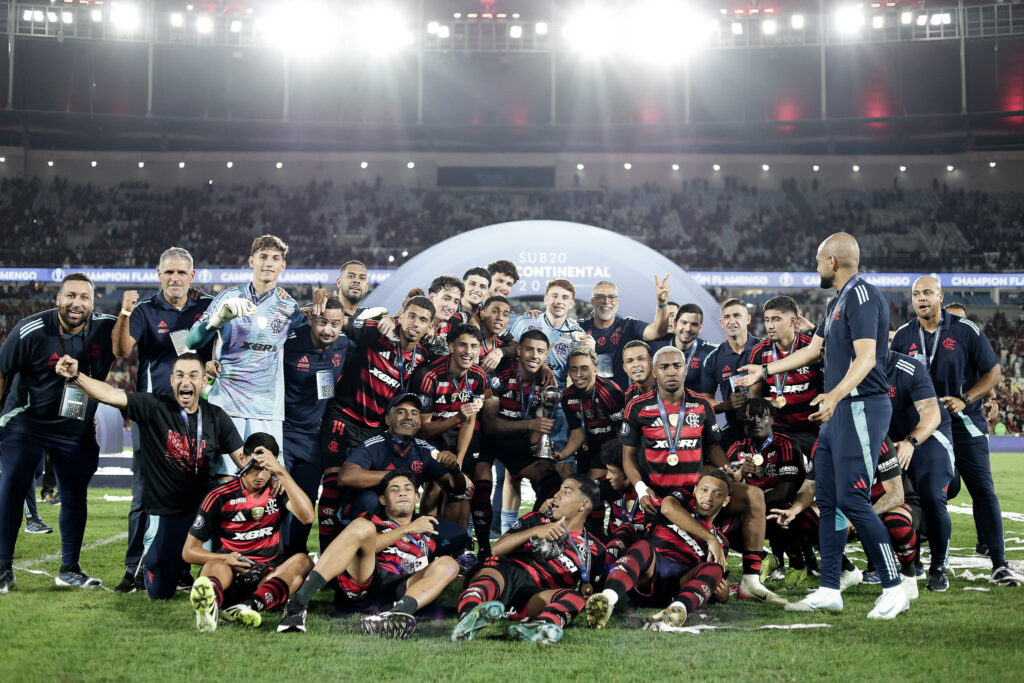 Flamengo Sub-20 é campeão do Mundial da categoria sobre o Barcelona