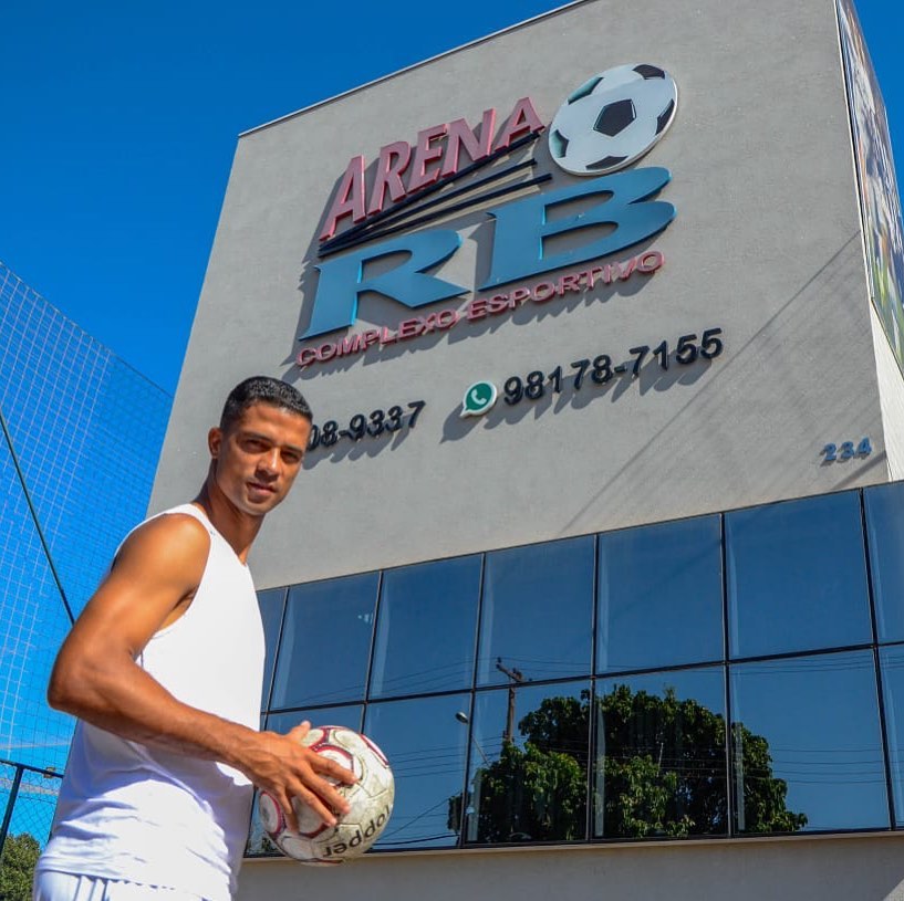 Centroavante Ricardo Bueno empreendeu e é dono de complexo esportivo em São José do Rio Preto, interior de São Paulo