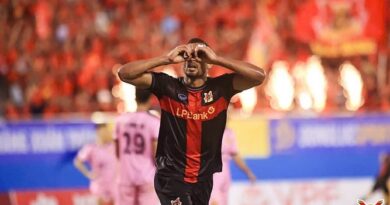 Daniel dos Anjos tem uma história de superação. Trabalho em fábrica de farinha, chegou ao Flamengo, jogou no Benfica e viveu momento dramático de saúde em Portugal antes de brilhar no Vietnã