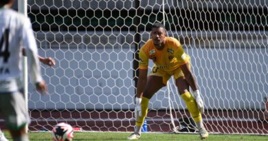 Diego Washington é o goleiro mais alto do mundo, com 2,08m de altura