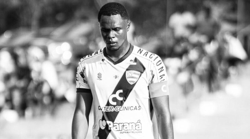 Zagueiro Paulo Vitor foi vítima de racismo em jogo da Taça FPF