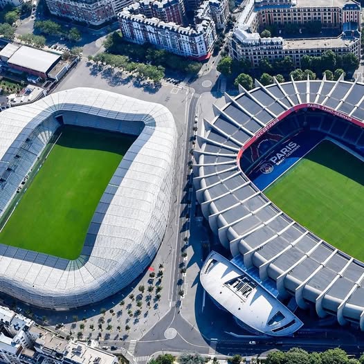 Na França, PSG e Paris FC vivem a rivalidade da capital francesa literalmente lado a lado.