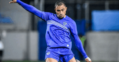 Guilherme Lazaroni, lateral do Barra, é campeão da Série D e, com isso, conquista acessos em todas as divisões do brasileiro