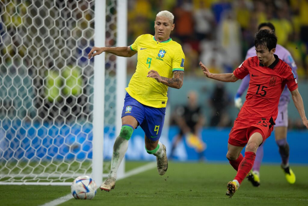 Atacante Richarlison revela que enfrentou problemas de depressão após a Copa do Mundo de 2022