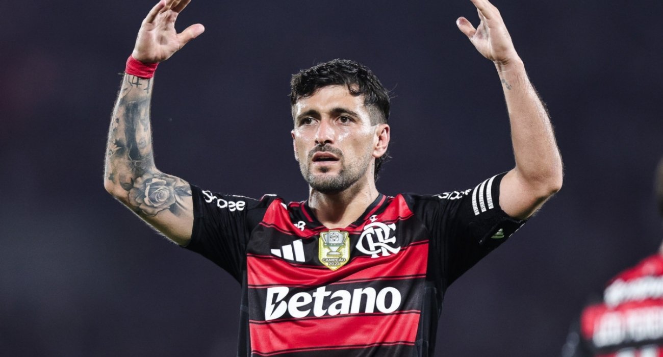 Arrascaeta pode alcançar o topo do ranking dos estrangeiros com mais gols na história do Brasileirão