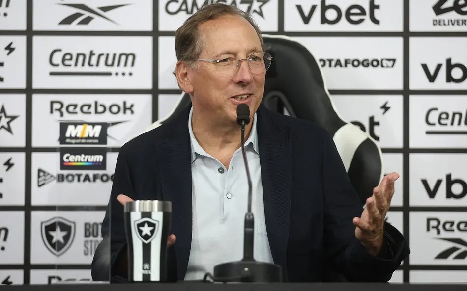 Controlador da SAF do Botafogo, John Textor entra com pedido de recuperação judicial