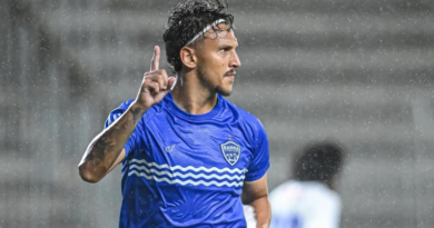 Atacante Warley marcou o primeiro gol do Barra na história da Série C