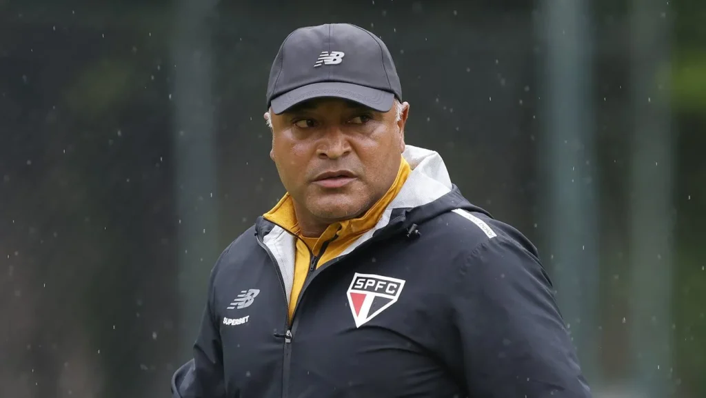 São Paulo decide por demissão de Roger Machado após eliminação na Copa do Brasil