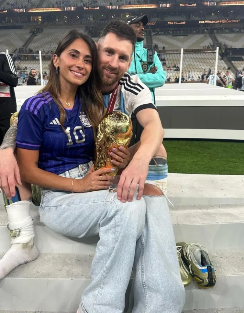 Messi e Antonella: momentos românticos na Copa do Mundo
