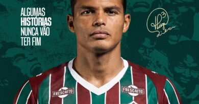 Thiago Silva volta ao Fluminense após passagem pelo Porto
