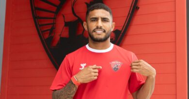 Willian Lira, novo atacante do Uthai Thani, da Tailândia
