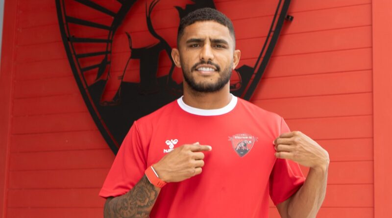 Willian Lira, novo atacante do Uthai Thani, da Tailândia