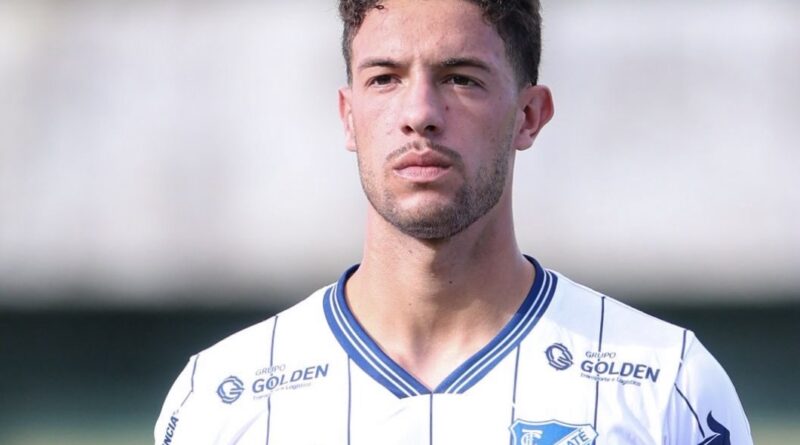 Pedro Fiorin, zagueiro do Taubaté