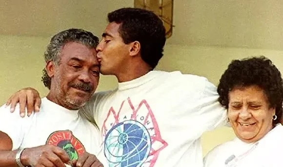 Em 1994, sequestro do pai de Romário quase tirou o craque do tetra da Copa do Mundo