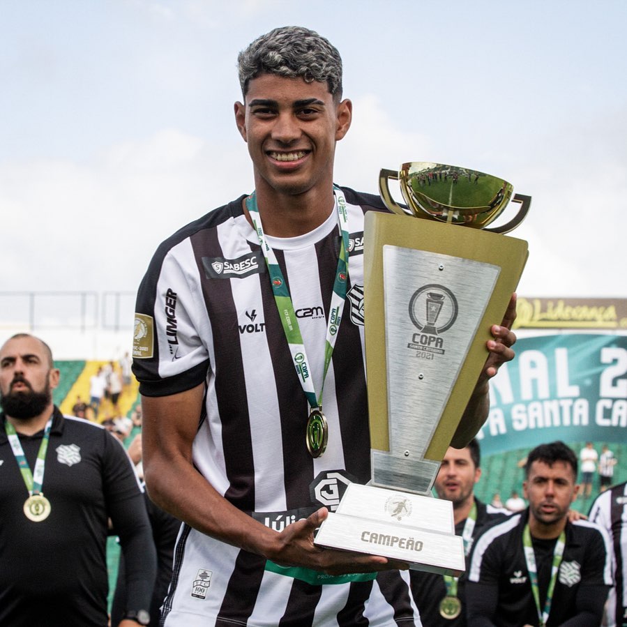 Ítalo foi campeão da Copa SC de 2021 pelo Figueirense (Foto: Arquivo Pessoal)