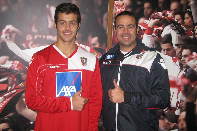 Artur Jorge (pai treinador e filho zagueiro) nas categorias de base do Braga (Foto: Correio do Minho, 2012)