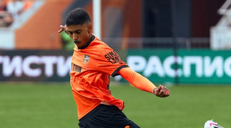 Zagueiro Ítalo, ex-Figueirense, vive bom começo de temporada no FC ural, da Rússia