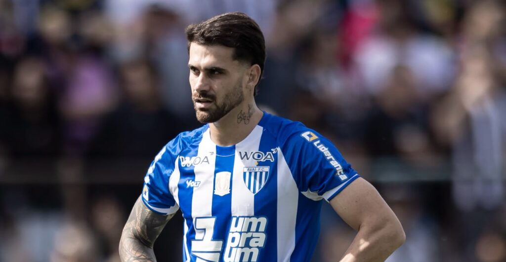 Felipe Vizeu, atacante do Avaí