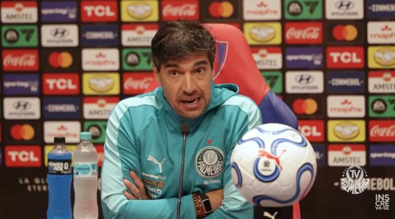 Abel Ferreira faz forte desabafo após classificação do Palmeiras na Libertadores; treinador do Verdão falou em "futebol doente" em entrevista coletiva após vitória sobre o Cerro Porteño nas oitavas de final