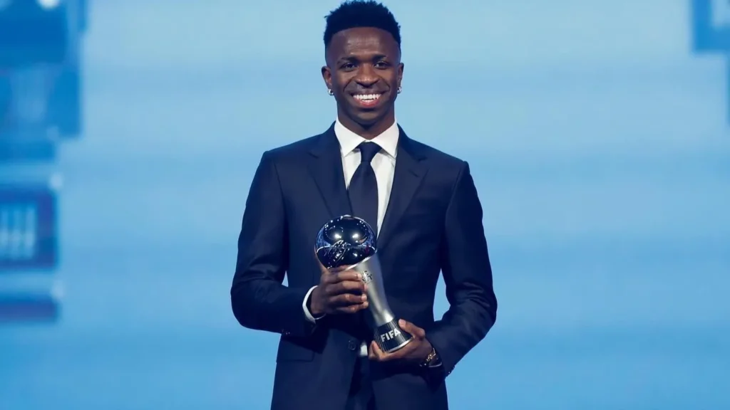Vini Jr ocupa o primeiro lugar entre as maiores vendas da história do Flamengo