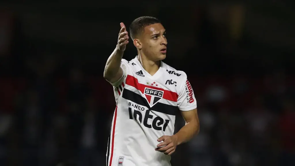 Antony: quarta maior venda da história do São Paulo (Foto: Rubens Chiri/São Paulo)