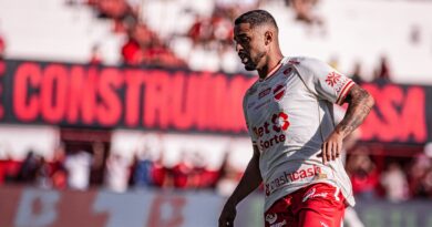 Delatorre ajudou o Vila Nova a vencer o clássico contra o Atlético-GO, pela Série B