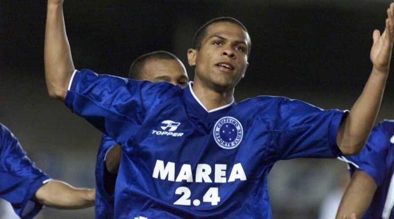 Geovanni está entre as maiores vendas da história do Cruzeiro