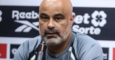 Cristian de Souza, treinador do Santa Cruz