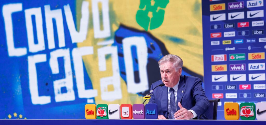 Carlo Ancelotti durante convocação da Seleção Brasileira após a Copa do Mundo
