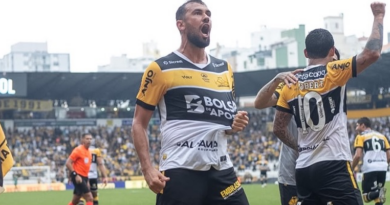 Luciano Castán, zagueiro do Criciúma