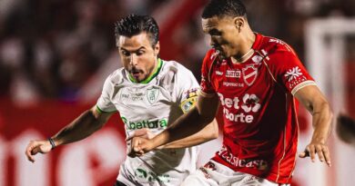 Zagueiro Jonathan Costa, do Vila Nova, valoriza liderança da Série B