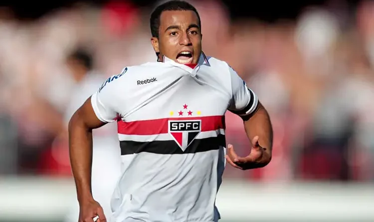 Lucas Moura ocupa a primeira posição entre as maiores vendas da história do São Paulo