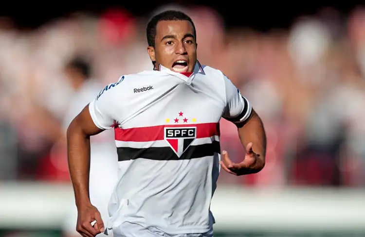 Lucas Moura ocupa a primeira posição entre as maiores vendas da história do São Paulo