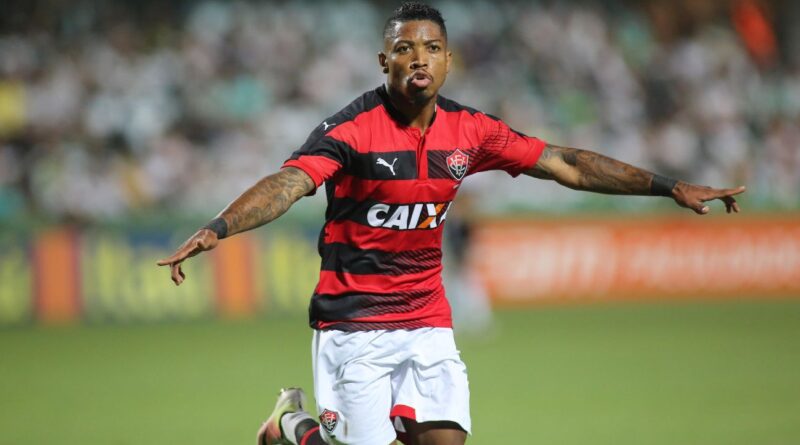 As maiores vendas da história do Vitória: Marinho, Petkovic e mais