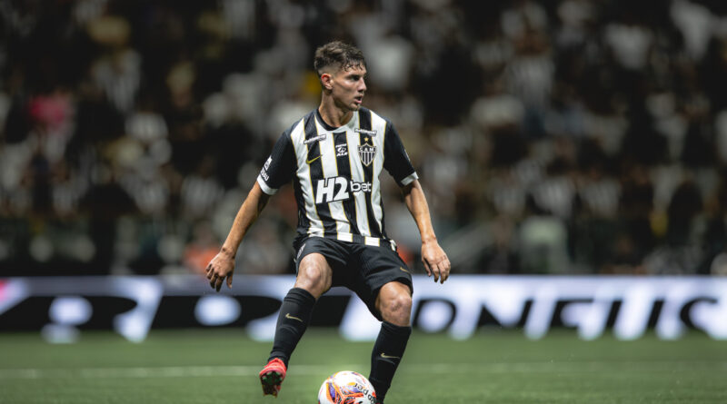 Lateral-direito Natanael completa 100 jogos pelo Atlético-MG