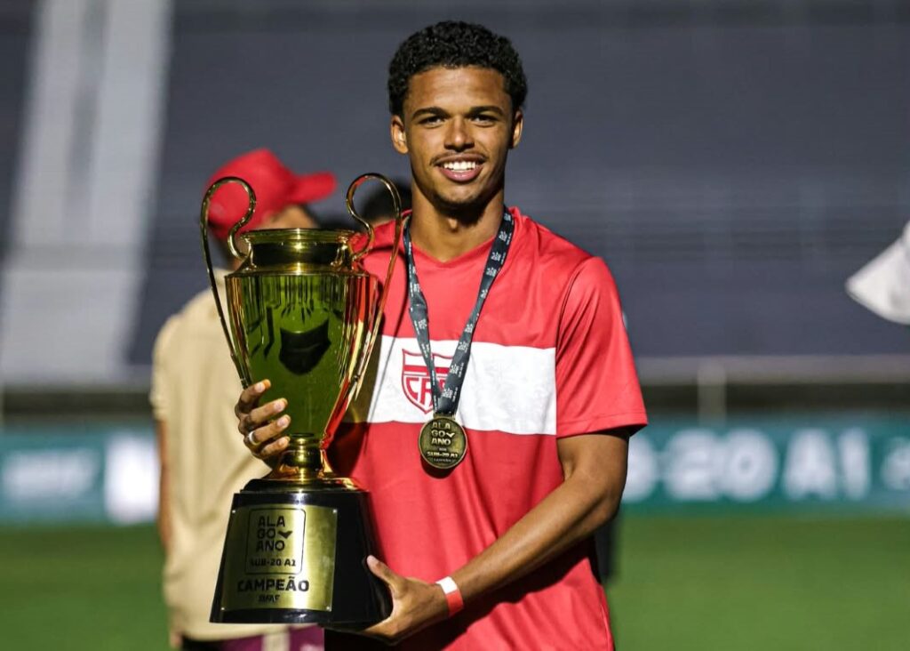 Volante Ávila, do CRB, campeão invicto do Alagoano Sub-20 2026