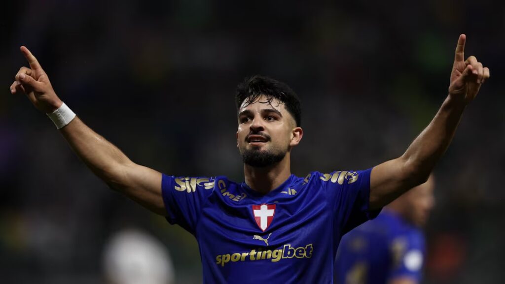 Palmeiras encosta no Flamengo e acirra disputa pela liderança do Brasileirão 2026
